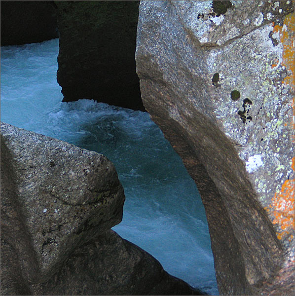 photo "The gorge" tags: landscape, water