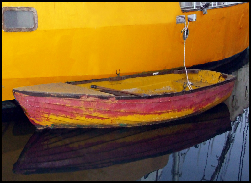 фото "red sea yellow boat" метки: пейзаж, вода