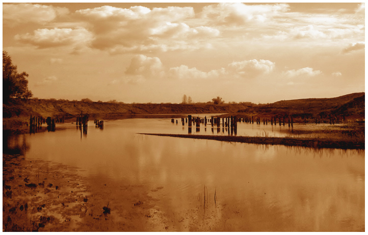 photo "Bridge was here" tags: landscape, autumn, water