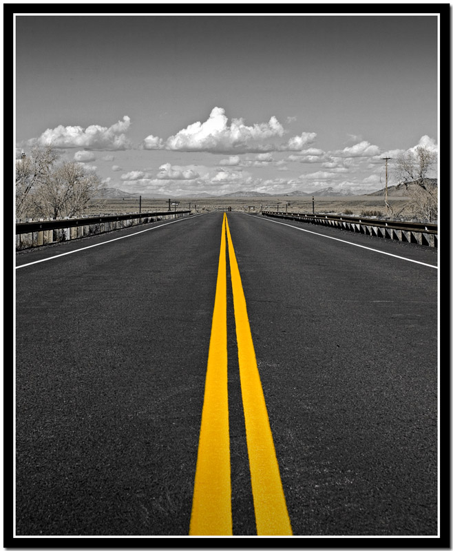 photo "Road to Nowhere" tags: landscape, clouds, mountains