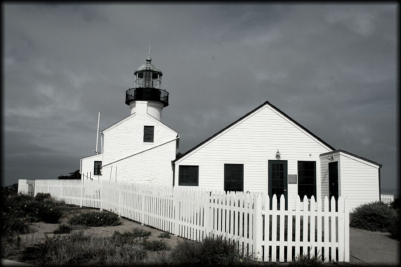 photo "Pt. Loma Lighthouse" tags: architecture, black&white, landscape, 