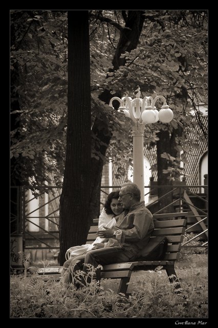 photo "Walk in park enamoured" tags: genre, 