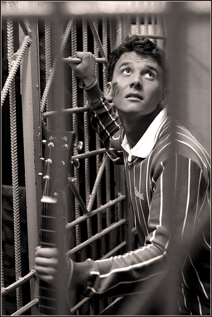 photo "Only do not tear silver strings" tags: genre, portrait, man