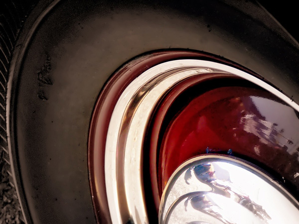 photo "Wheel & Tire" tags: abstract, misc., 