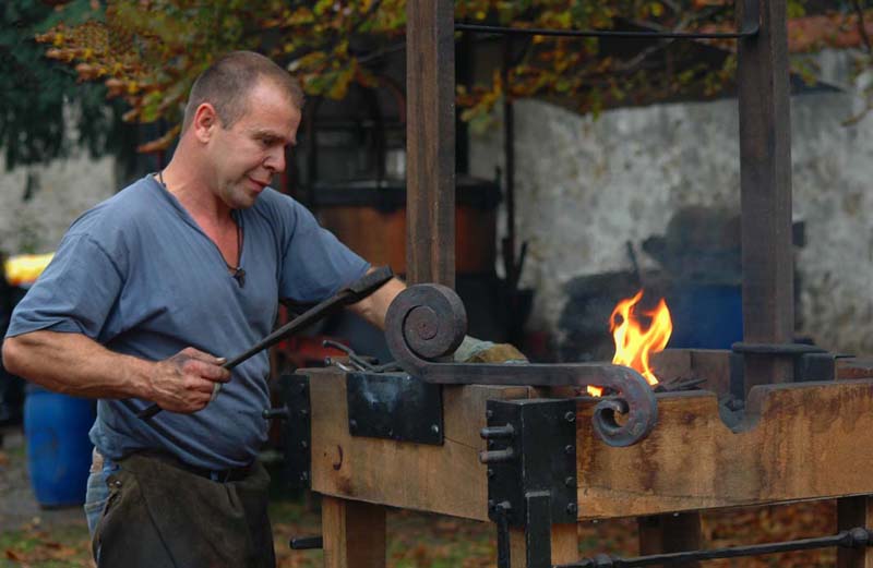 фото "Man at work" метки: репортаж, 