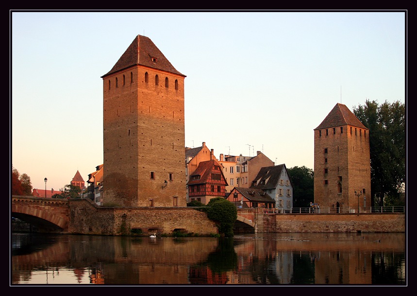 photo "Watchtower" tags: architecture, landscape, water