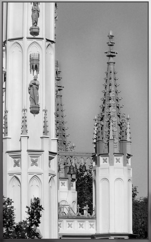 photo "***" tags: black&white, architecture, landscape, 