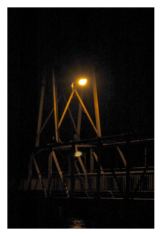 photo "Night Crossing" tags: landscape, night