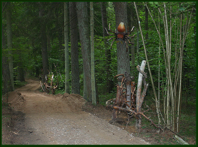 photo "Dangerous Way" tags: travel, landscape, Europe, summer