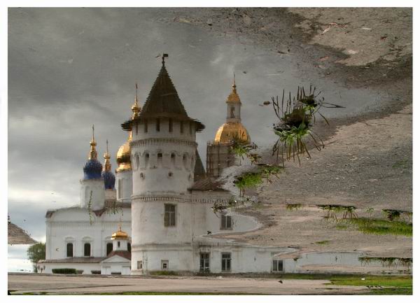 фото "Замок в луже, г. Тобольск" метки: архитектура, пейзаж, лето