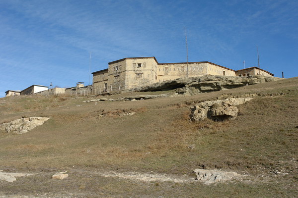 photo "Alexander's fortress of ancient empire Serir-Hunzah." tags: architecture, landscape, 