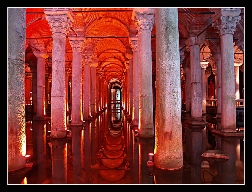 photo "Underground Cistern" tags: travel, architecture, landscape, Europe