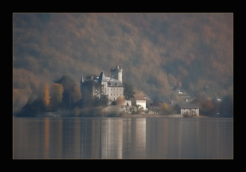 photo "Off the Past" tags: architecture, landscape, water