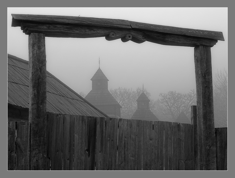 photo "Ukrainian village" tags: architecture, landscape, autumn