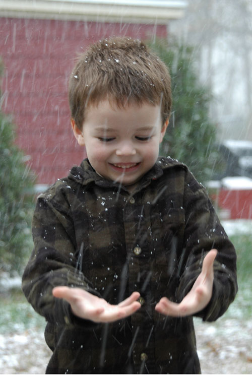 photo "1st Snowfall  06'" tags: portrait, landscape, children, winter
