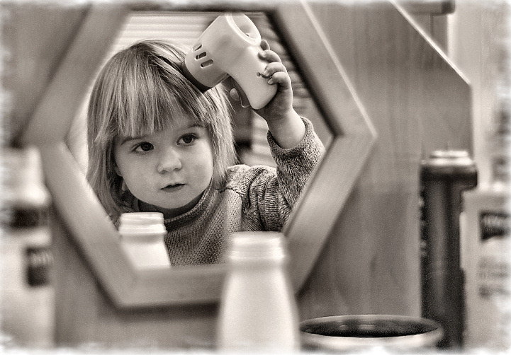 photo "HairStyling" tags: portrait, black&white, children
