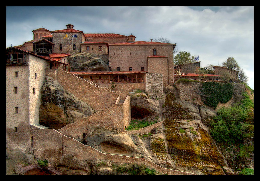 photo "Monastery in mountains" tags: landscape, architecture, mountains