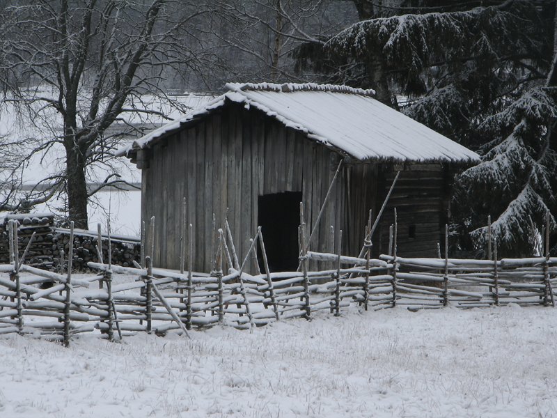 photo "In the fir's lap   (merry christmas to everybody)" tags: architecture, landscape, winter