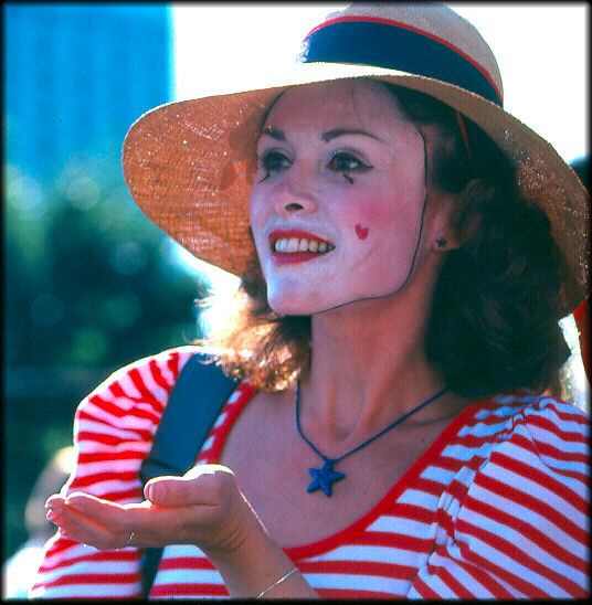 фото "Street Mime" метки: портрет, репортаж, женщина