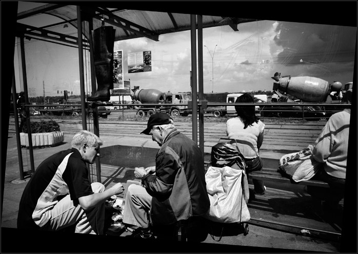 photo "***" tags: genre, black&white, 