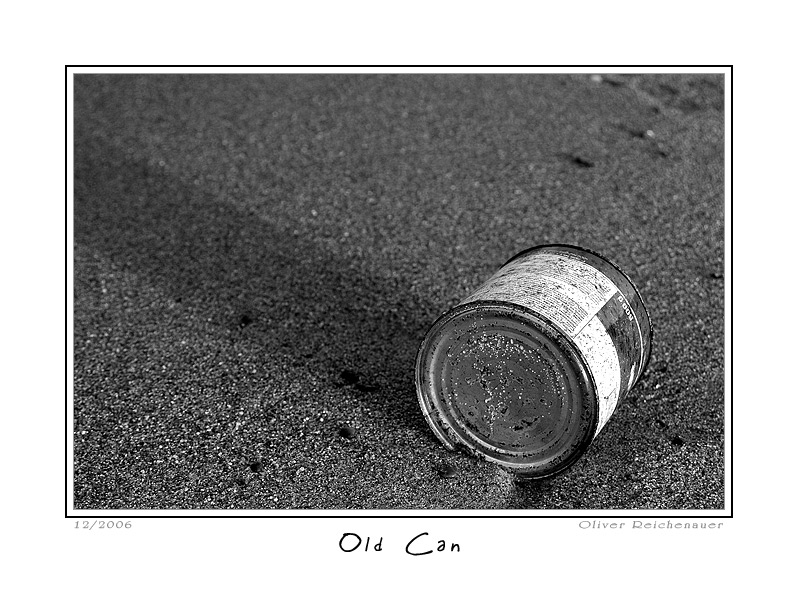 photo "Can" tags: black&white, misc., 