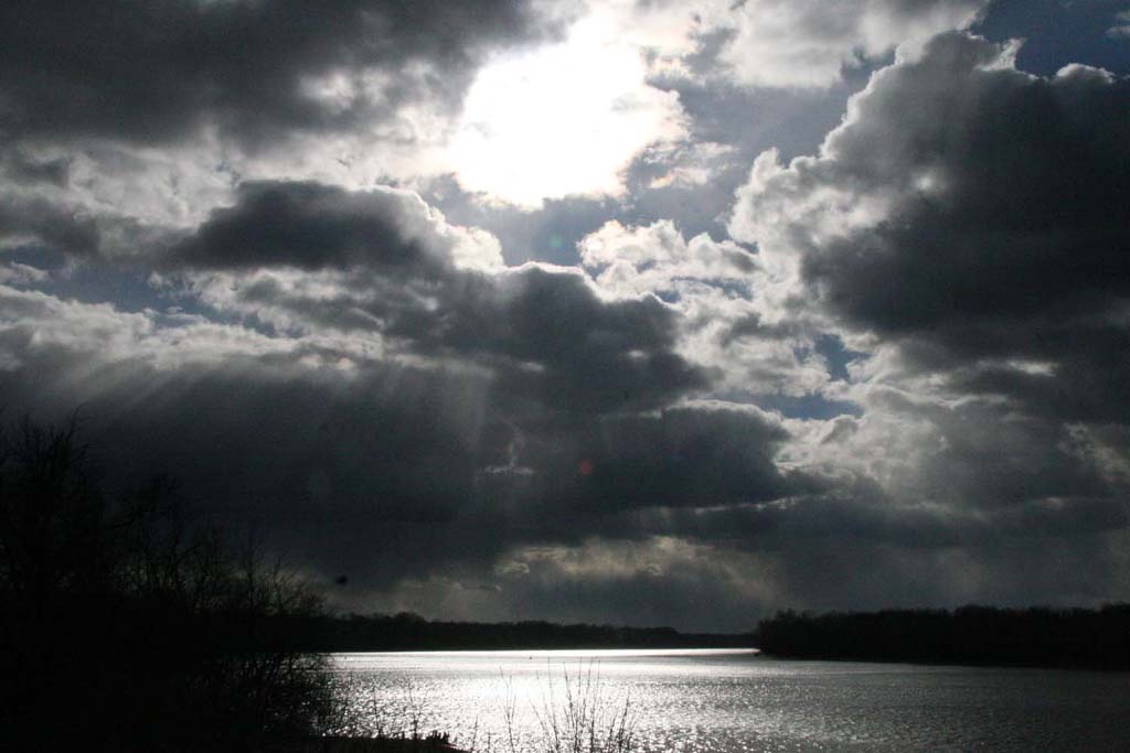 фото "Dark clouds" метки: пейзаж, вода, облака