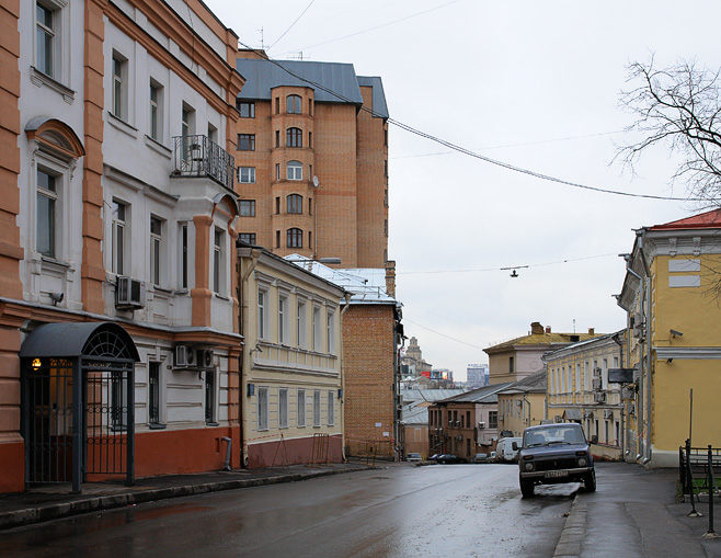 photo "1st Volkonsky side-street" tags: architecture, landscape, 