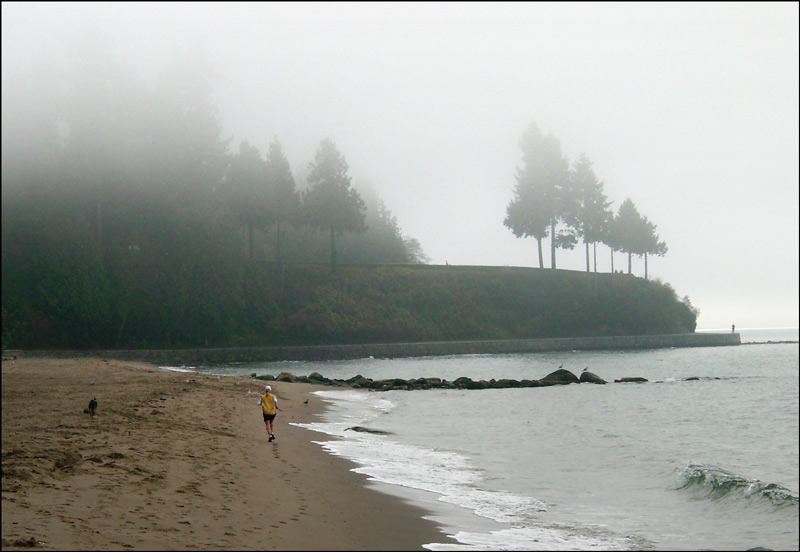 photo "Foggy jogging" tags: landscape, genre, water