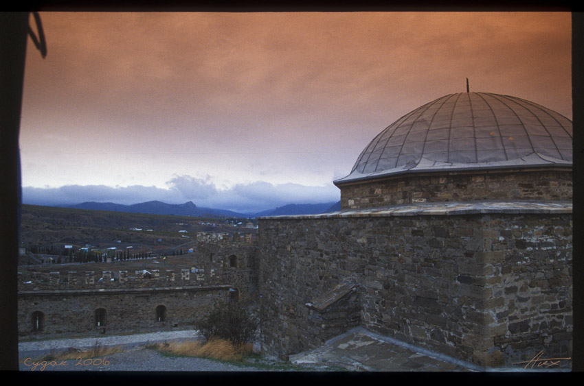 photo "***" tags: architecture, landscape, mountains