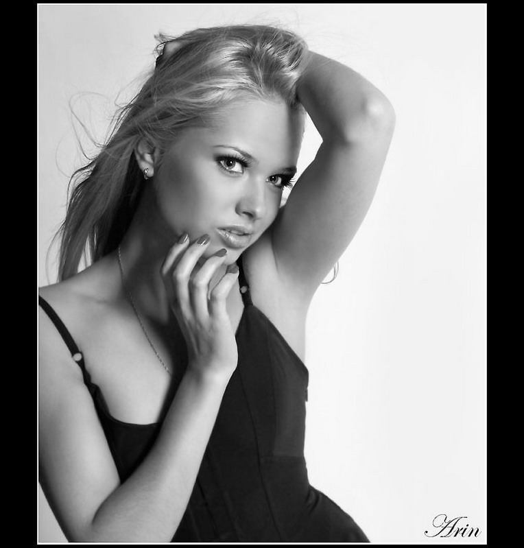 photo "***" tags: portrait, glamour, woman