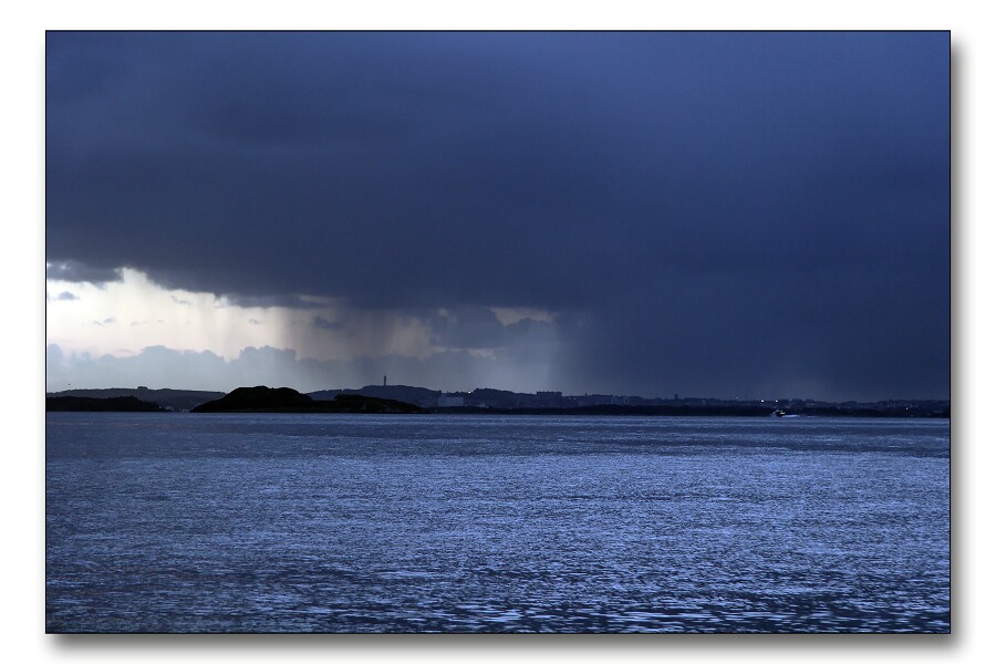 фото "It's still raining." метки: пейзаж, вода, зима