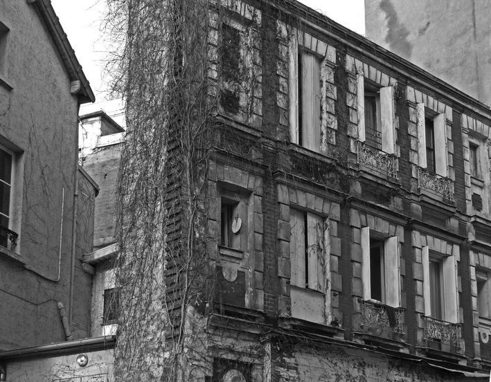photo "strange house" tags: architecture, reporting, landscape, 