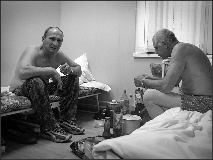 photo "business trip" tags: genre, black&white, 