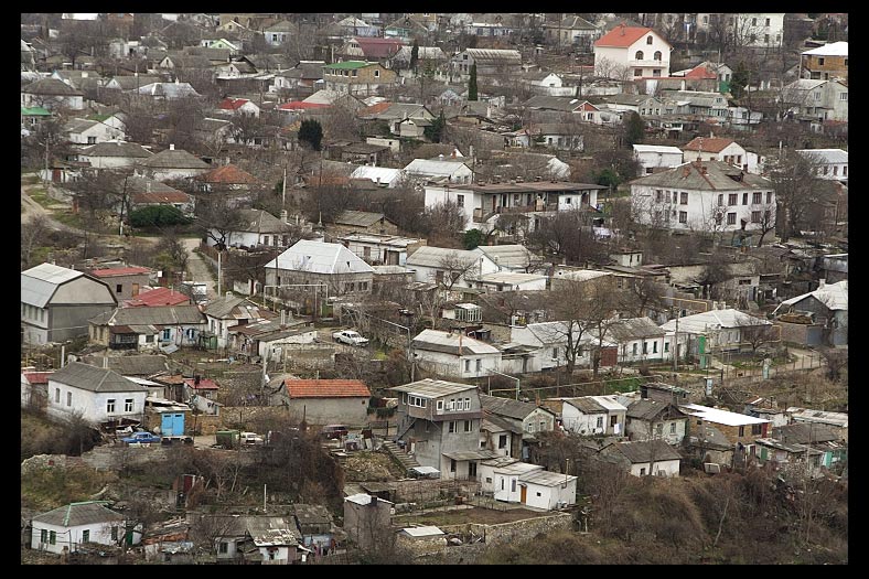 photo "Unequal houses" tags: architecture, travel, landscape, 