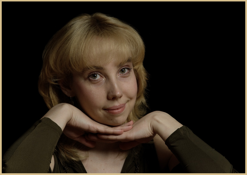 photo "***" tags: portrait, woman