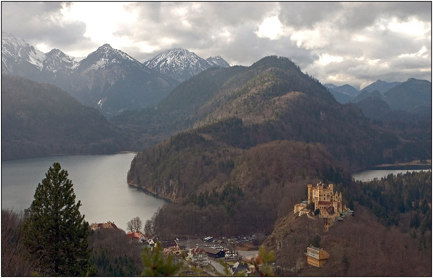 photo "Kind on Hohenschwangau" tags: landscape, mountains, winter