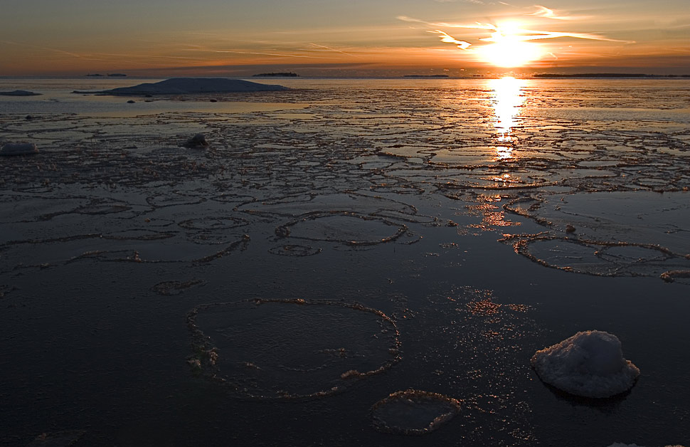 photo "Freezing point" tags: landscape, water, winter