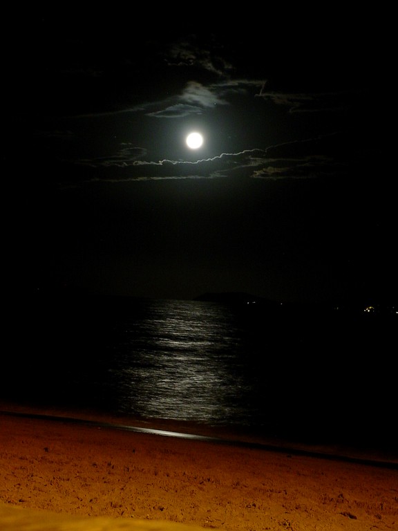 photo "Moon" tags: landscape, travel, South America, water