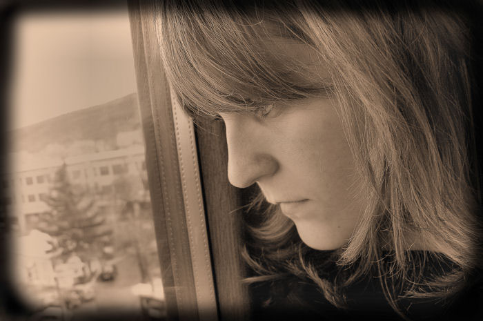 photo "Thoughts on my mind" tags: portrait, woman