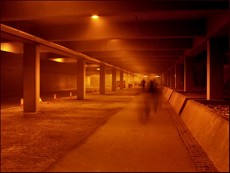 photo "Underground feeling" tags: architecture, landscape, night