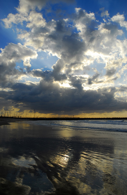 photo "Between Sky and Earth" tags: landscape, clouds, sunset