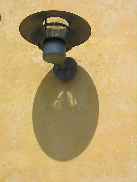photo "Shadow." tags: architecture, landscape, 