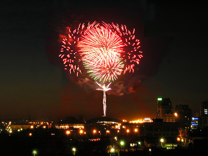 photo "Celebratory fireworks" tags: architecture, landscape, 
