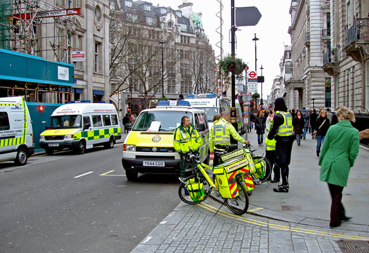 photo "Bicycle Ambulance" tags: travel, Europe