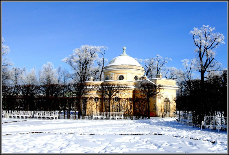 фото "павильон и зимние скамейки" метки: архитектура, пейзаж, 