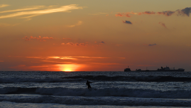 photo "Sunset Dances" tags: landscape, sport, sunset