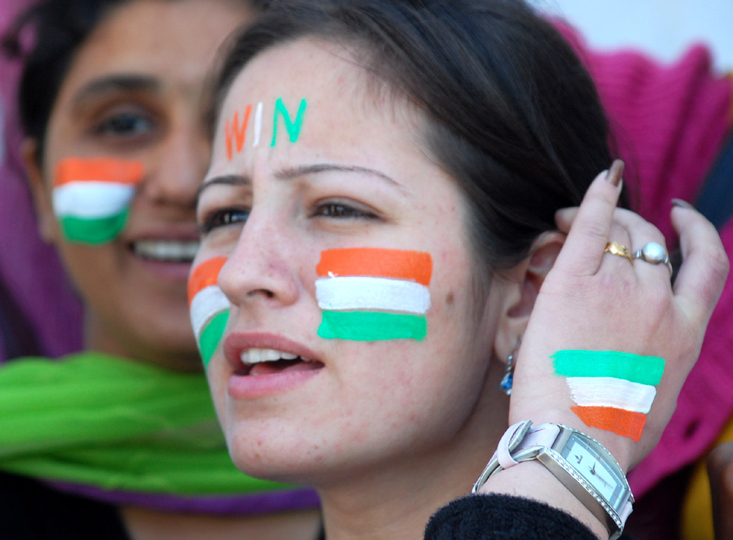 photo "World Cup Fever" tags: portrait, reporting, woman