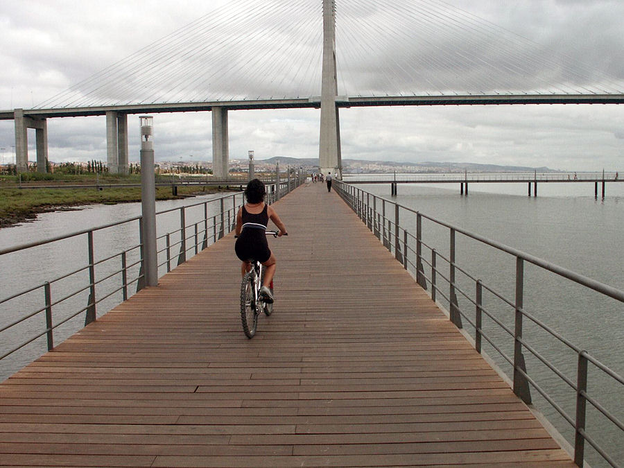 photo "The Portuguese love bikes 21/38" tags: travel, Europe