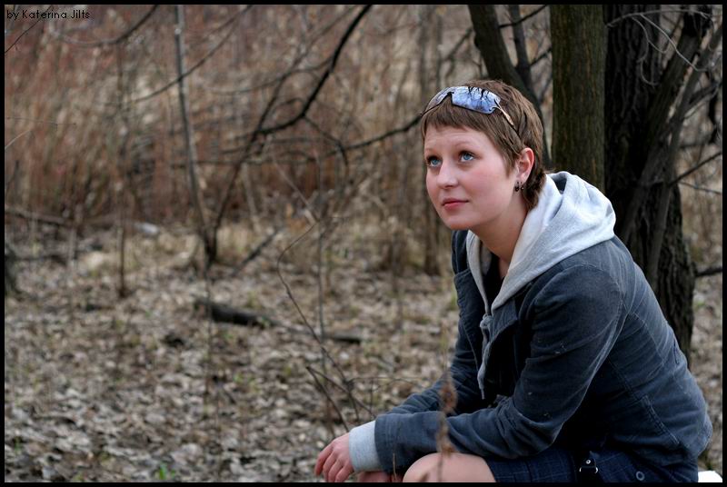 photo "girl in forest" tags: genre, portrait, woman