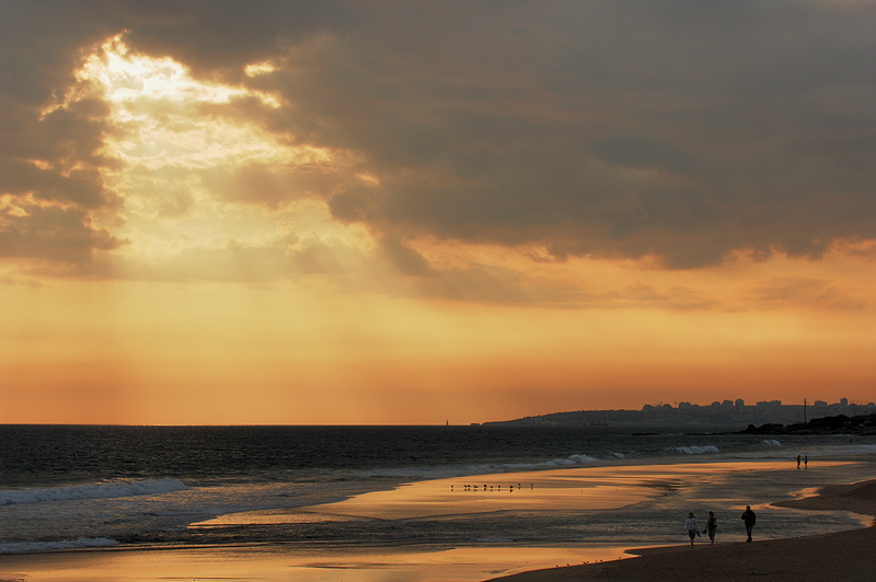 фото "Sunset in Carcavelos beach" метки: пейзаж, портрет, женщина, закат